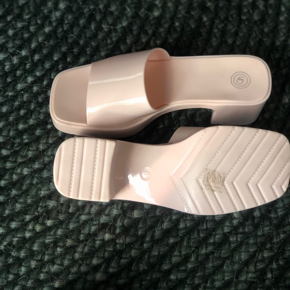 Brand new jelly mule sandals - Picture 2 of 3